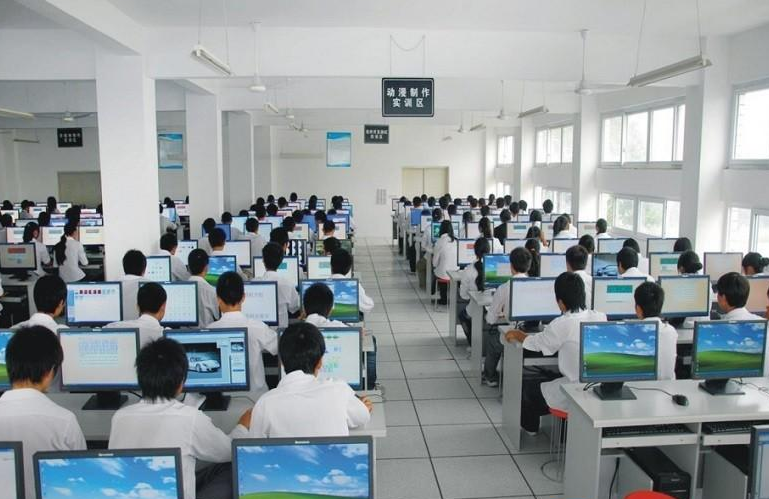 平涼機電工程學校計算機網絡技術專業深度解析 基礎扎實，開發潛力廣闊